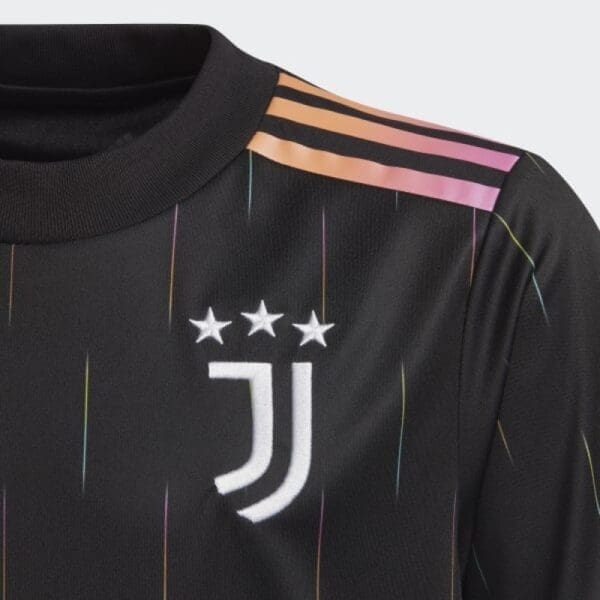 adidas Juventus Youth Away Jersey 2021/22 - Image 2