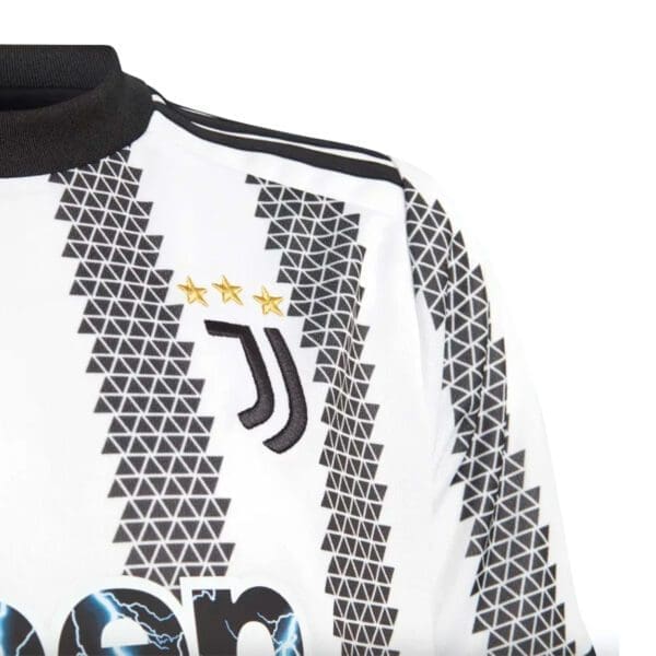 adidas Juventus Youth Home Jersey 2022/23 - Image 2