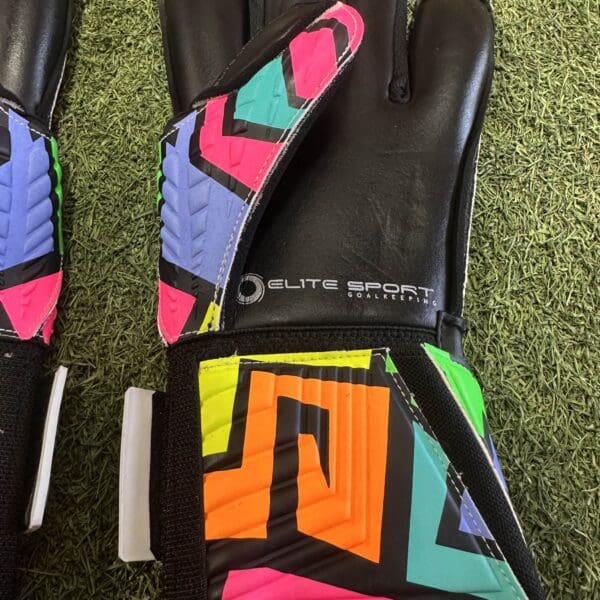 Elite Sport Camaleon Goalkeeper Gloves - Image 6