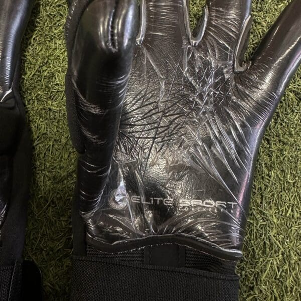 Elite Sport Revolution X Black Goalkeeper Gloves - Image 7