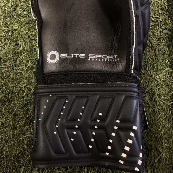 Elite Sport Warrior B Youth Goalkeeper Gloves - Image 6