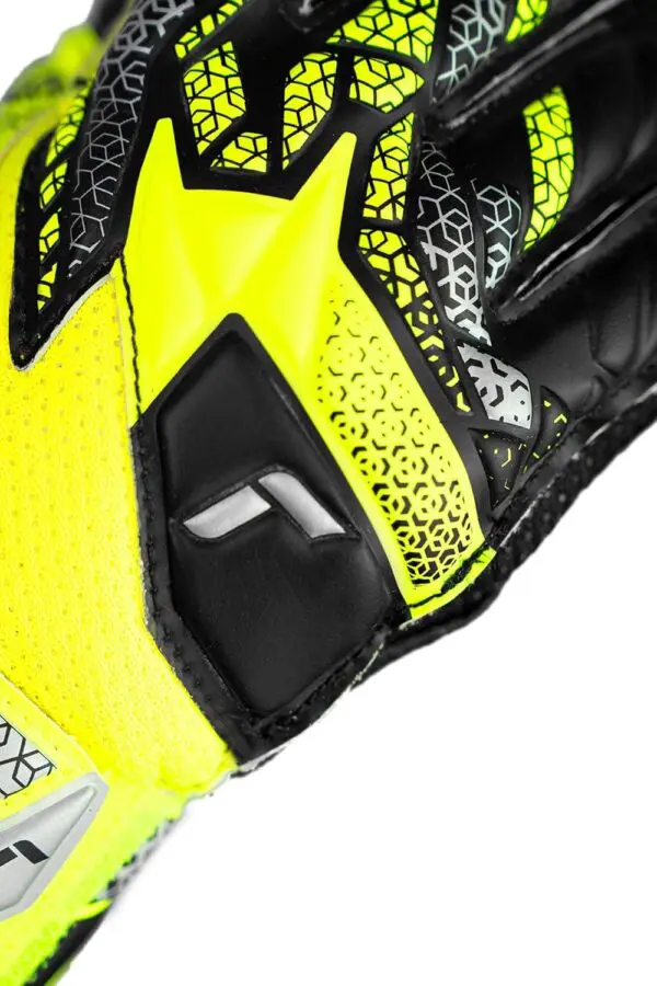 Reusch Attract Infinity Finger Support Junior Soccer Goalkeeper Gloves - Image 4