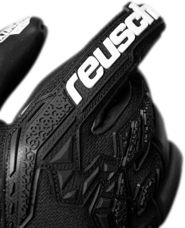 Reusch Attrakt Freegel Infinity Goalkeeper Gloves - Image 7