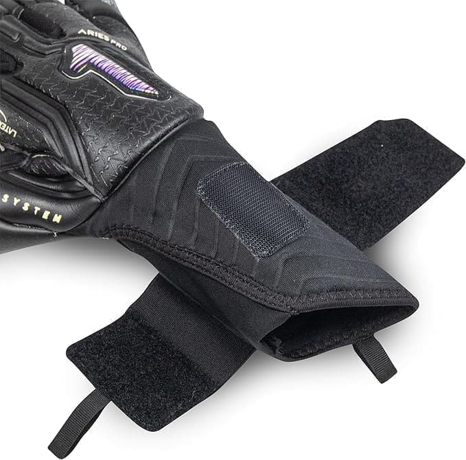 Rinat Aries Nemesis Pro Adult's Goalkeeper Gloves - Image 4