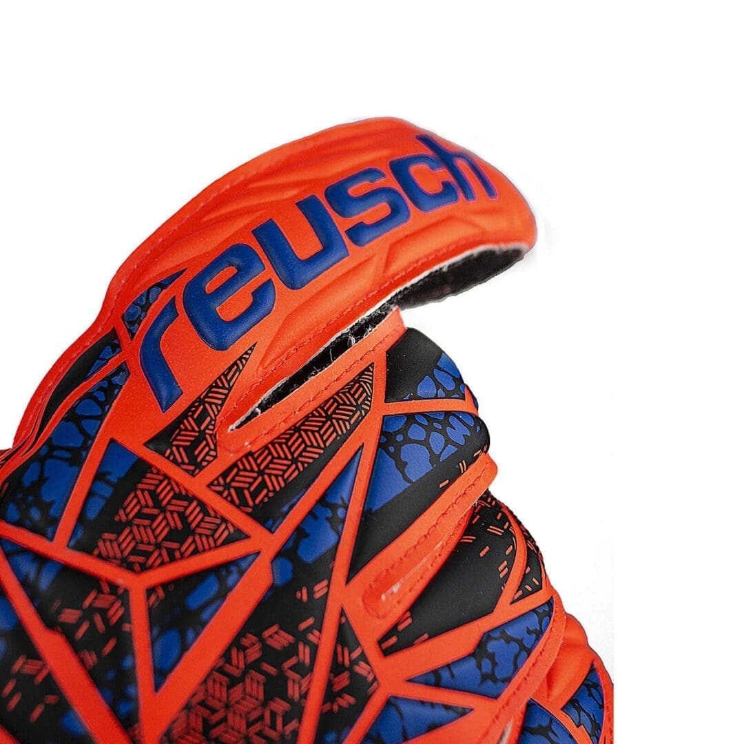 Reusch Attrakt Solid Finger Support Junior Goalkeeper Gloves - Image 5