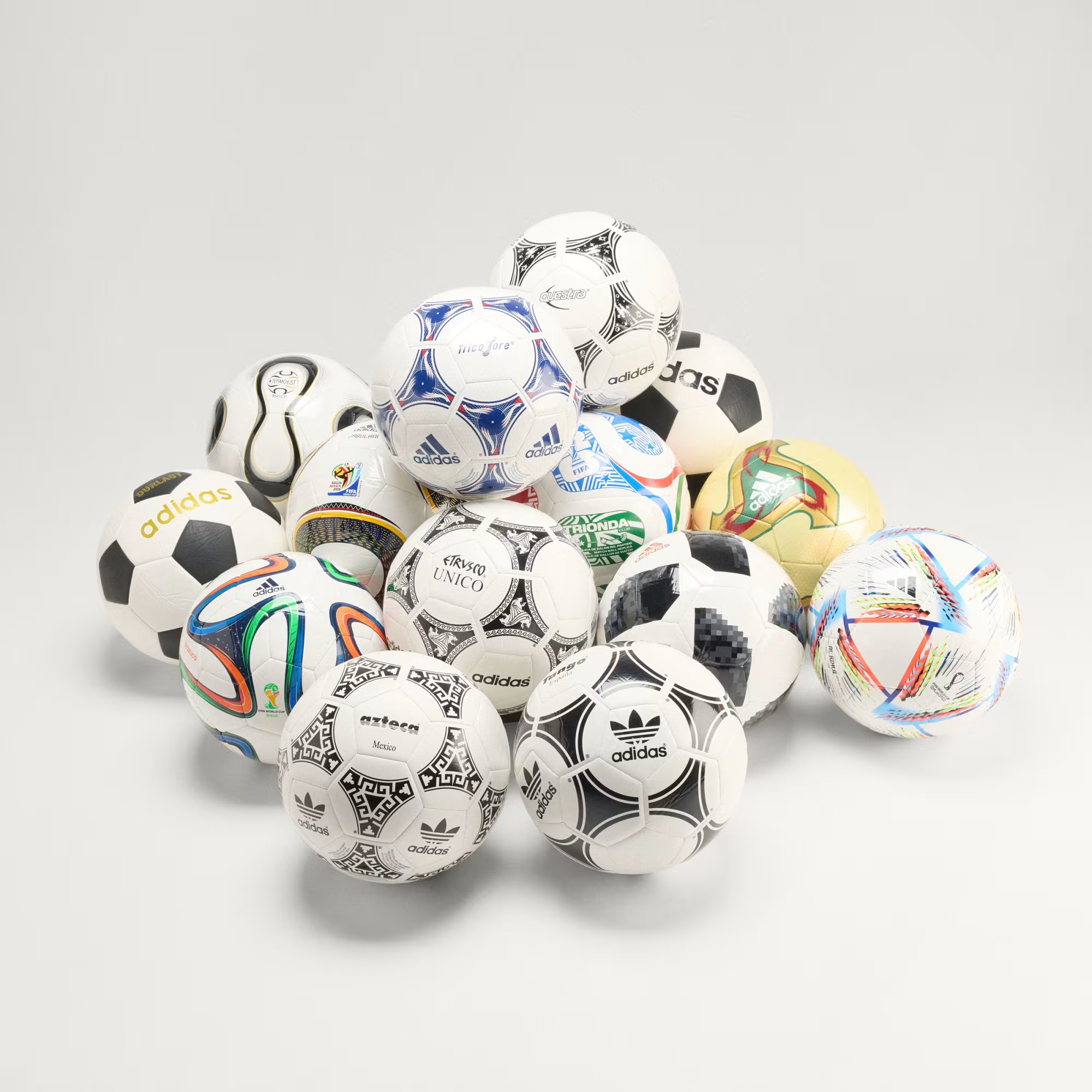 adidas FIFA World Cup 26™ Historical Club Ball Set - Image 3
