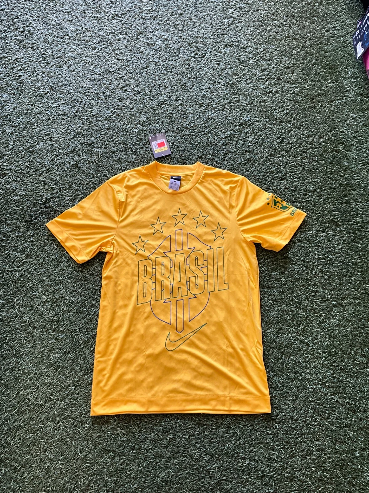 Nike Men's Brasil T-Shirt - Image 2