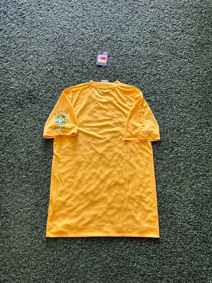 Nike Men's Brasil T-Shirt - Image 3