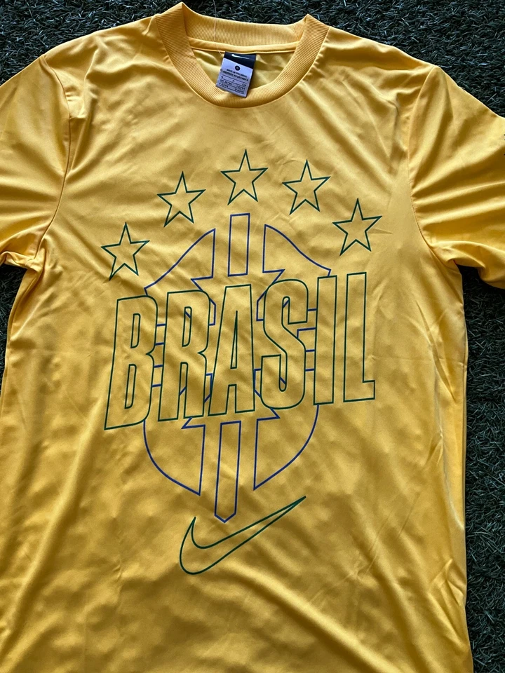 Nike Men's Brasil T-Shirt