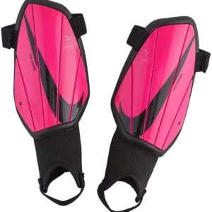 Nike Kids Charge Shinguard (Little Kids/Big Kids)