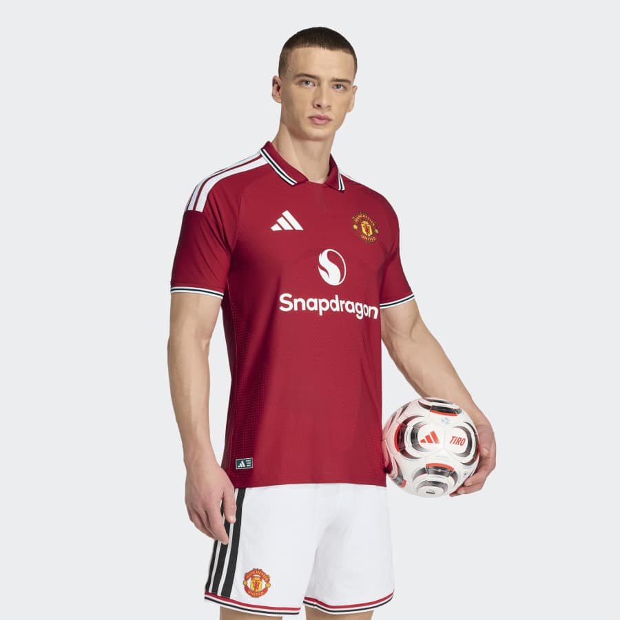 adidas Manchester United Men's Home Jersey Authentic 26/27 - Image 3