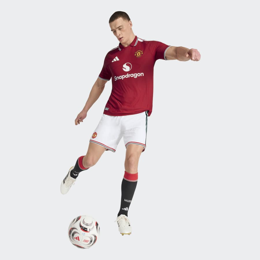adidas Manchester United Men's Home Jersey Authentic 26/27 - Image 5