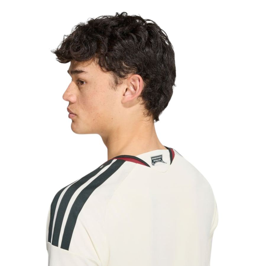 adidas Manchester United Men's Third Jersey 26/27 - Image 7
